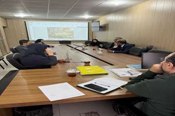 اعضای حاضر در جلسه شورای نشر 