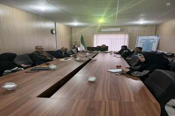 اعضای حاضر در جلسه شورای نشر 